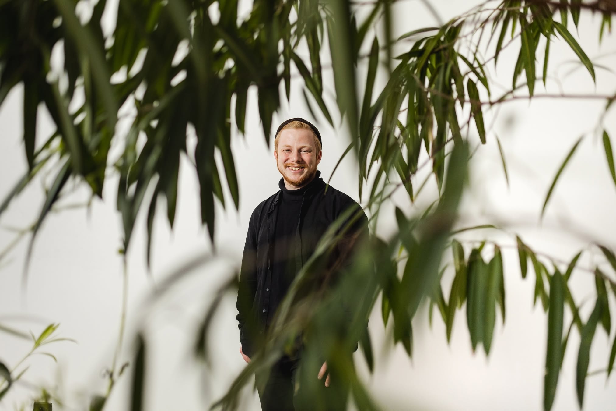 David Severa mezi listy rostlin